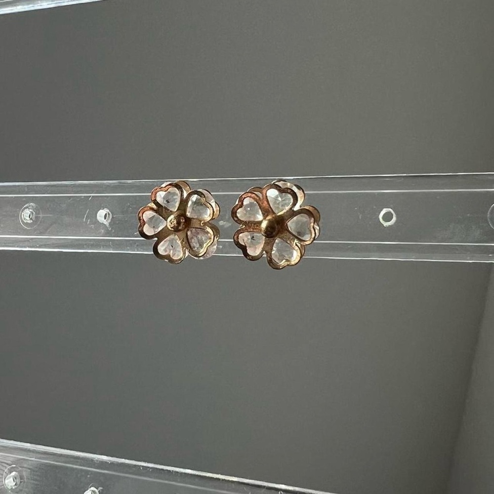 vintage gold flower earrings